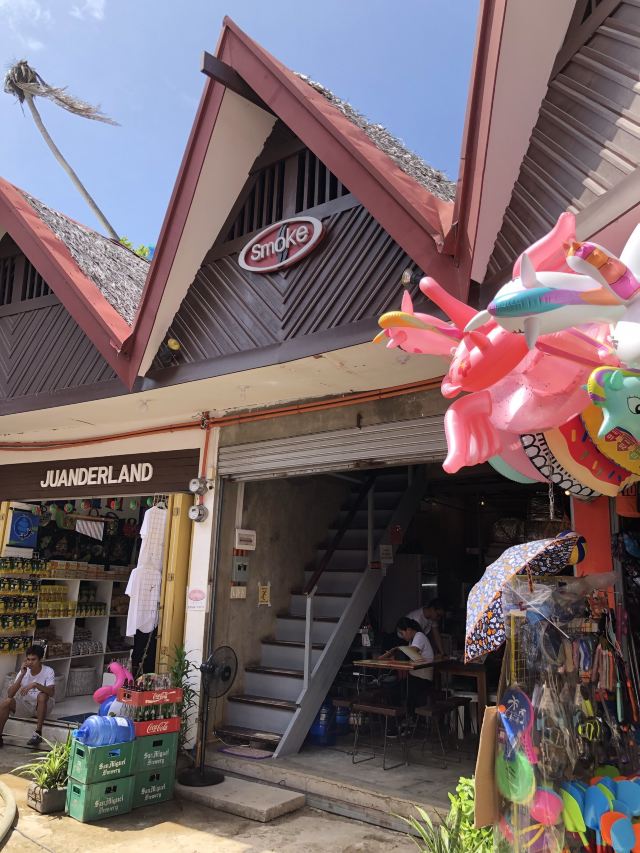 Boracay's D'Mall
