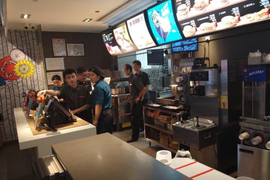 麦当劳(美乐城餐厅绿地联盛店)