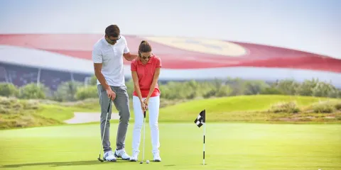 亞斯林克斯高爾夫球場