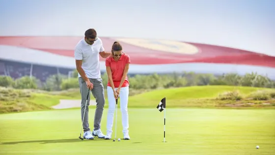 亞斯林克斯高爾夫球場