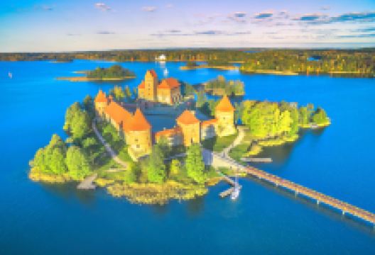 特拉凯城堡景点图片