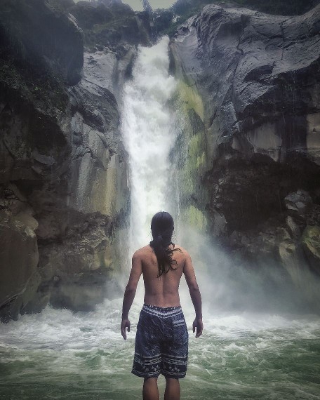 龙目岛的特别瀑布