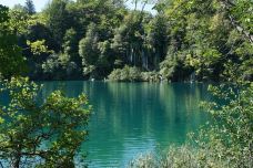 普利特维采湖群国家公园-Plitvicki Ljeskovac-Lifeisahoneymoon
