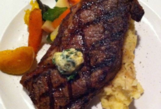 Borealis Grille & Bar美食图片