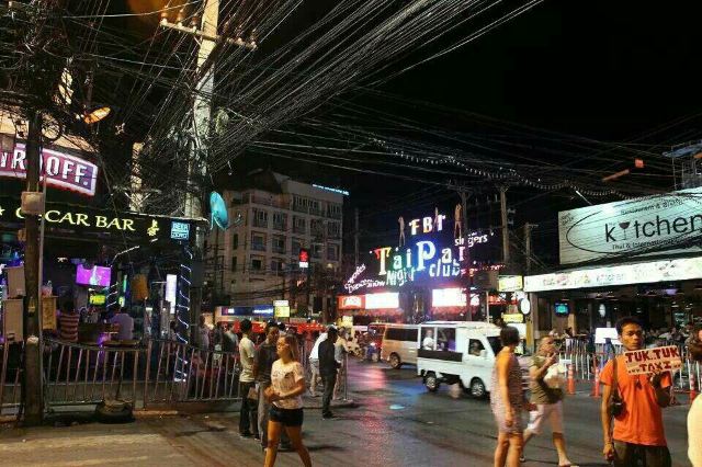 Thanon Bangla