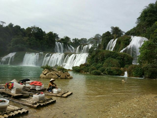 Detian Transnational Waterfall Scenic Area