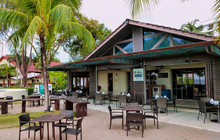 Sigi's Bar and Grill on the Beach at Golden Sands Resort - Penang餐厅图片
