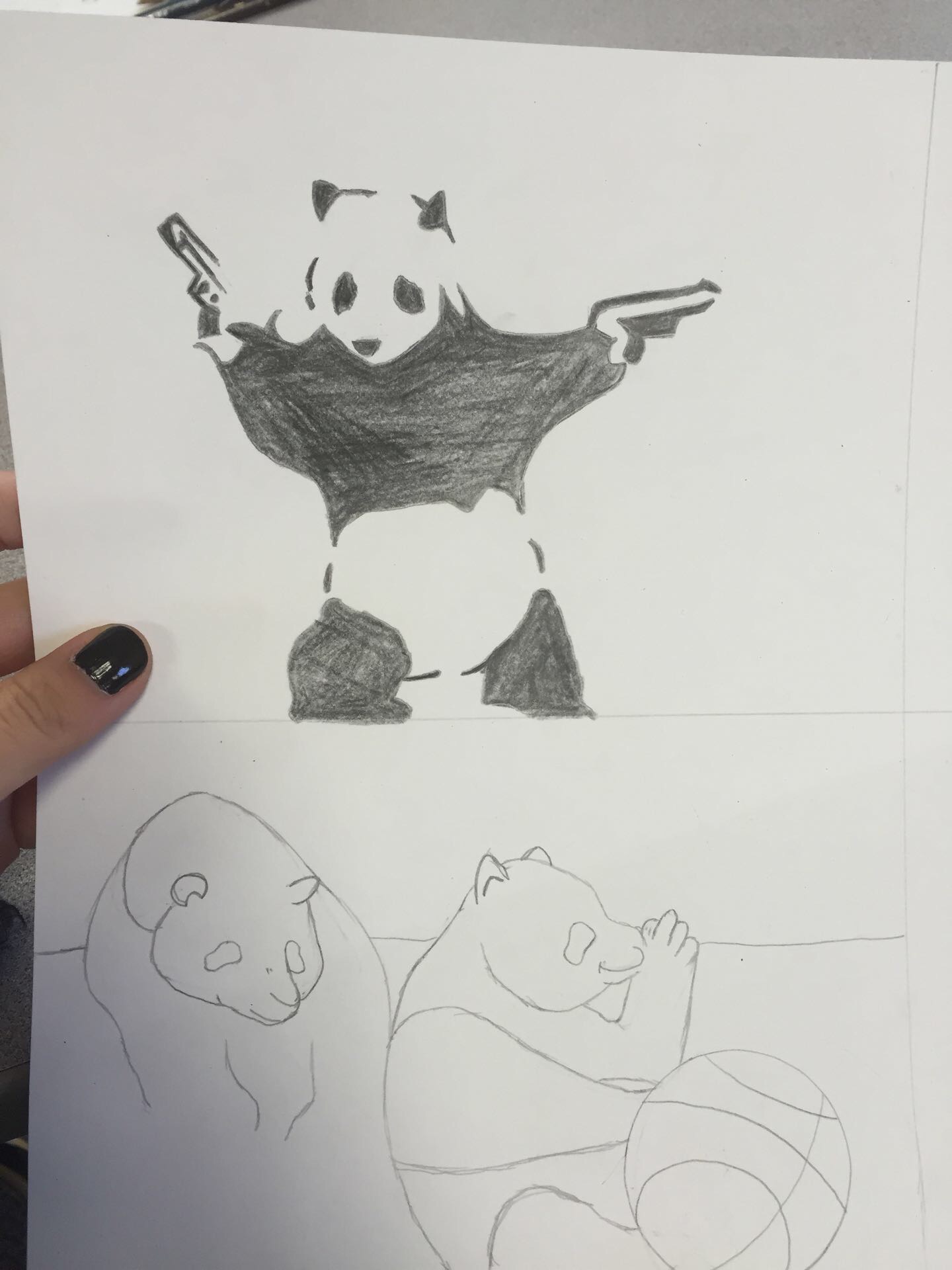在罗杰斯的校园里画熊猫