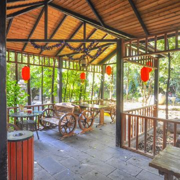 昆明华丰高尔夫温泉酒店 华丰温泉 双人自助早餐·休闲度假 亲子情侣