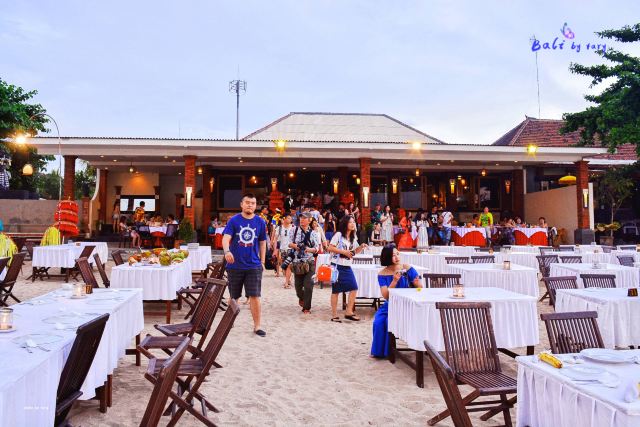 Jimbaran Beach