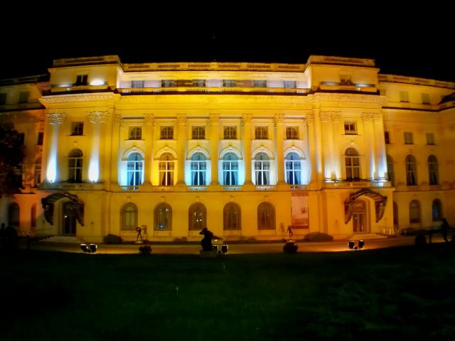 Vatra Neamului Restaurant