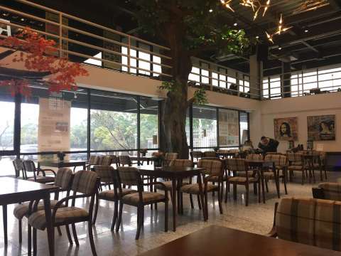 创客方舟咖啡厅(肇庆学院店)