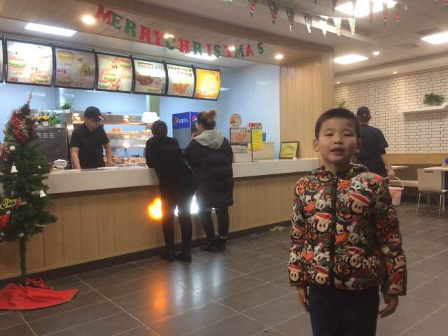 华莱士·全鸡汉堡(白沟店)