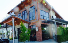 Woods Coffee餐厅图片
