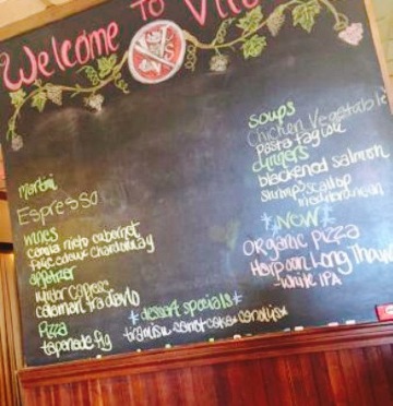 Vito's Restaurant and Pizzaria餐厅图片