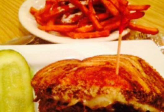 Hawkeye Restaurant美食图片