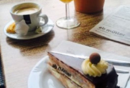 Muller Banketbakkerij Tearoom Chocolaterie美食图片