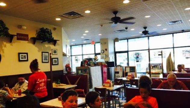 Luigi's Apizza餐厅图片