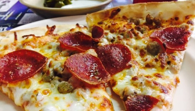 Larry's Pizza-Downtown餐厅图片