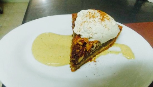 Emile's Restaurant & Suites