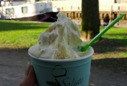 IJssalon Salute B.V.美食图片