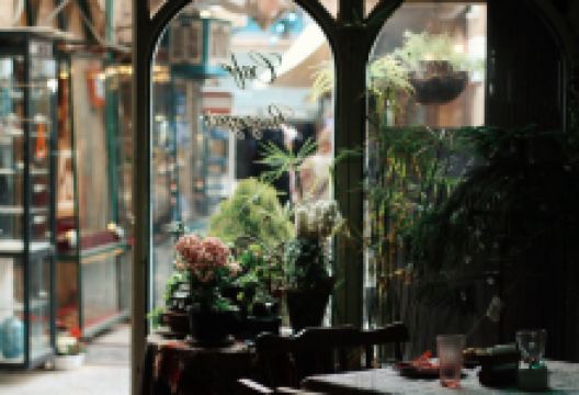 Roozegar美食图片