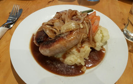 Wally Pub