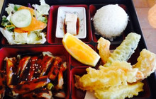 Domo Sushi & Roll餐厅图片