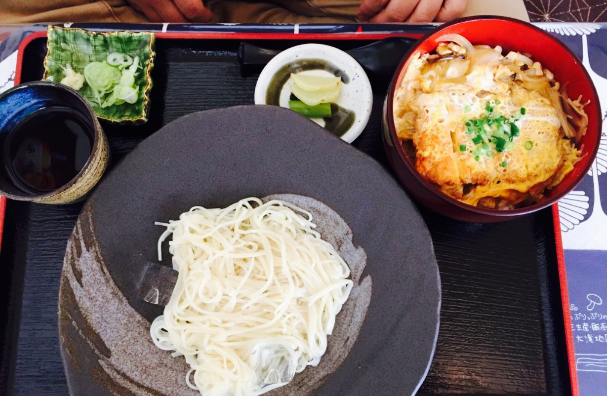 Shokuji Dokoro Waraku餐厅图片