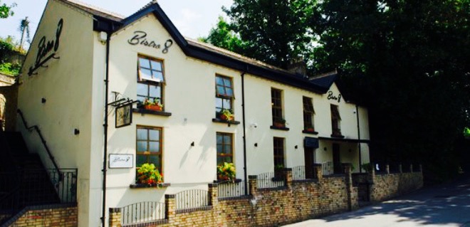 Bistro 8