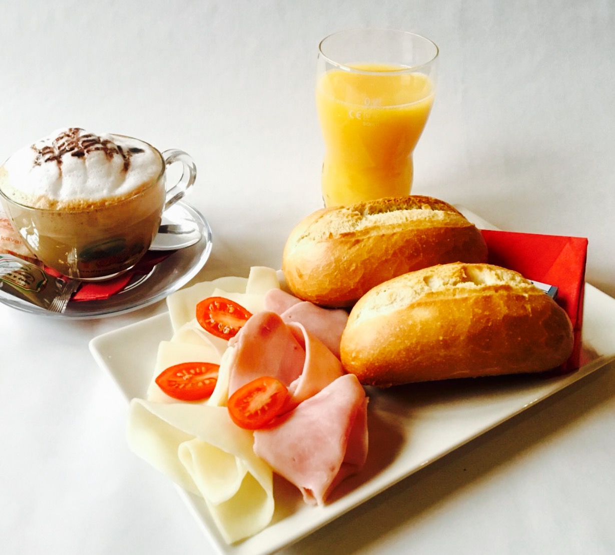 Kavarna Pod Eliskou餐厅图片