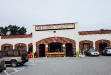 Pioneer Family Restaurant美食图片