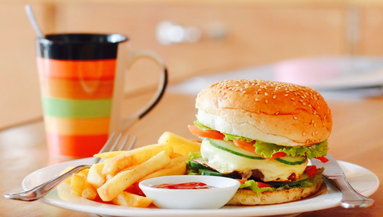 Restaurant at Ostello Bello Mandalay餐厅图片