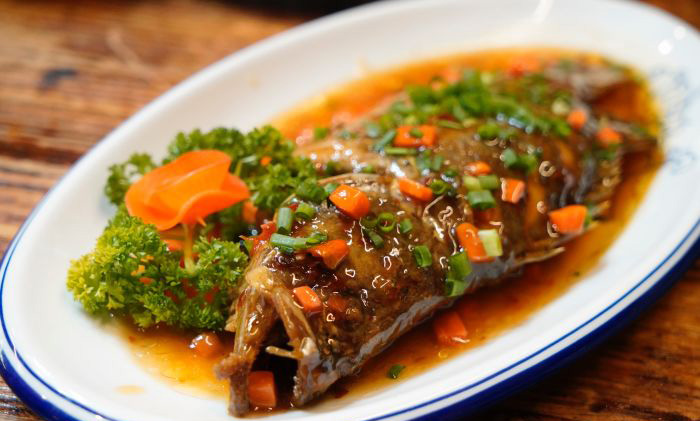 聚八方·地方菜餐厅图片