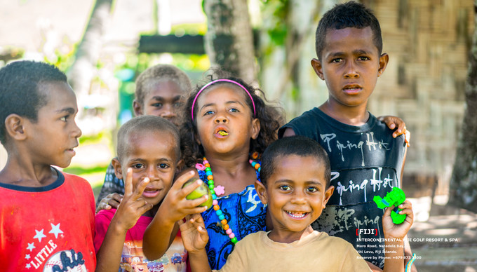 在斐济，最难忘的是孩子的笑容