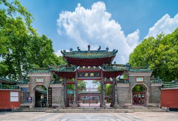 佛山+顺德+黄飞鸿武术醒狮一日游【小团真纯玩】【[佛山+顺德]纯玩小团、无购物、自费品尝顺德特色小吃、双皮奶、肠粉、煲仔饭、烧鹅、爽鱼皮、炸牛奶】