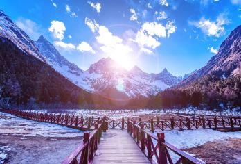 毕棚沟+理县甘堡藏寨景区一日游包车 纯玩无购物 可制定行程【[透明的价格体系，不花冤枉钱]费用高低取决于您对品质的要求，透明报价，明白消费】