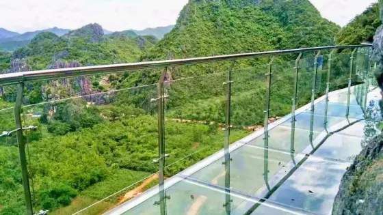 永春船山岩玻璃棧道