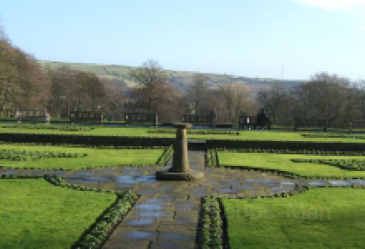 Manor Heath and Jungle Experience景点图片