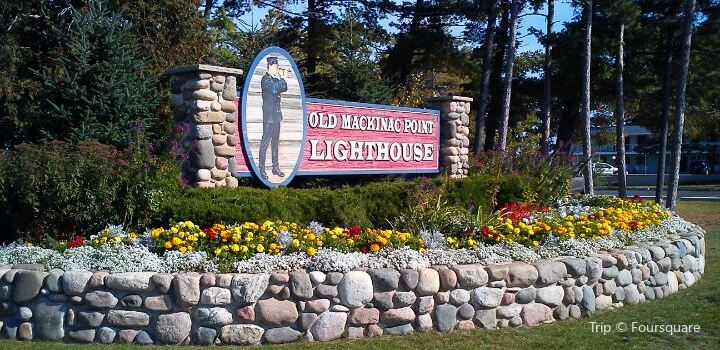 Waterfront inn mackinaw city united states