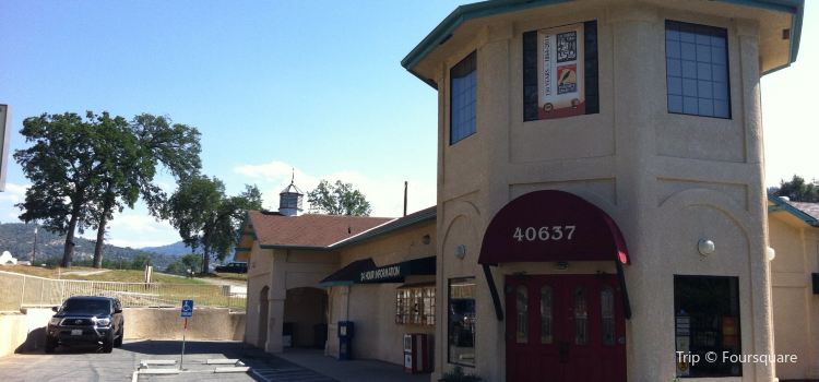 Yosemite Sierra Visitors Bureau Tickets Deals Reviews Family