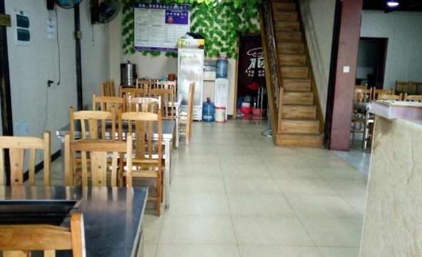 邹记留一手烤鱼(时光贵州店)餐厅图片