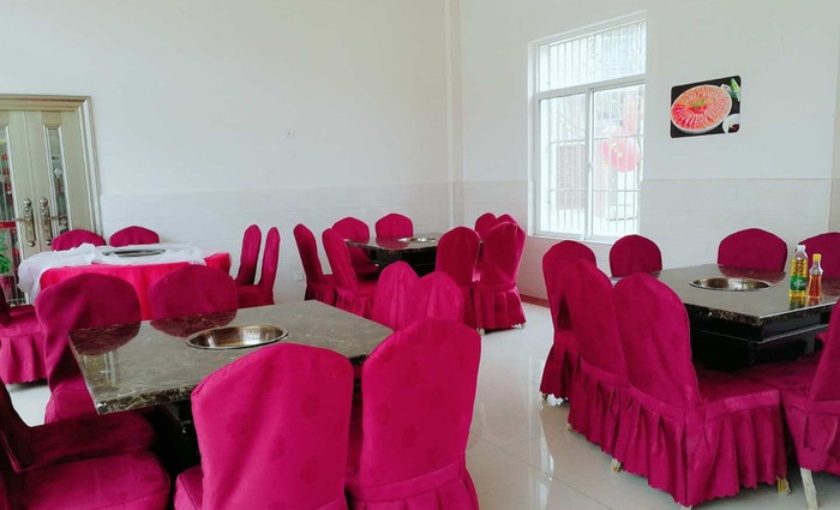 龙泉鳟鱼庄(富民店)餐厅图片