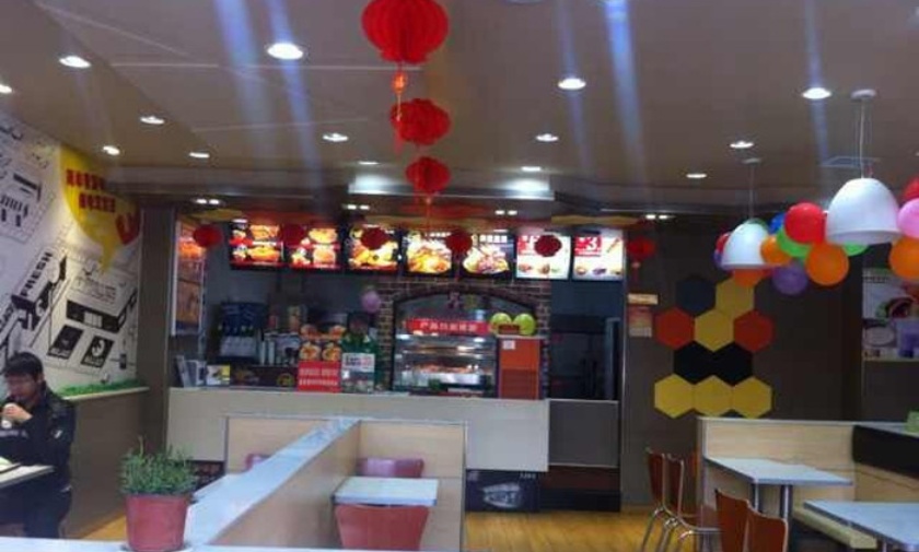 华莱士·全鸡汉堡(大悟汽车站店)