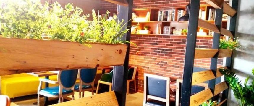 德意客意式餐厅(田东店)