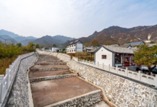 白石山世界地质公园博物馆景点图片