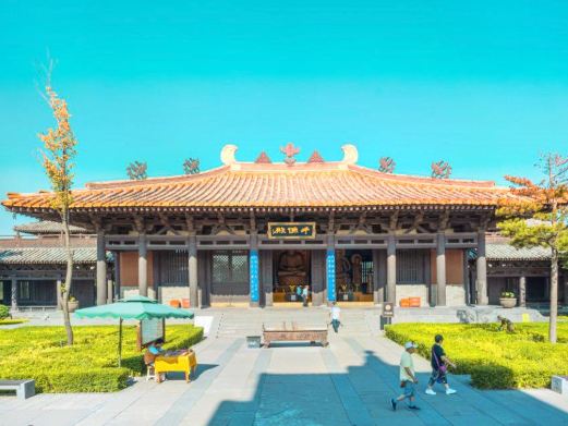 灵岩寺