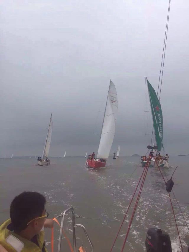 해상 금문관 관광