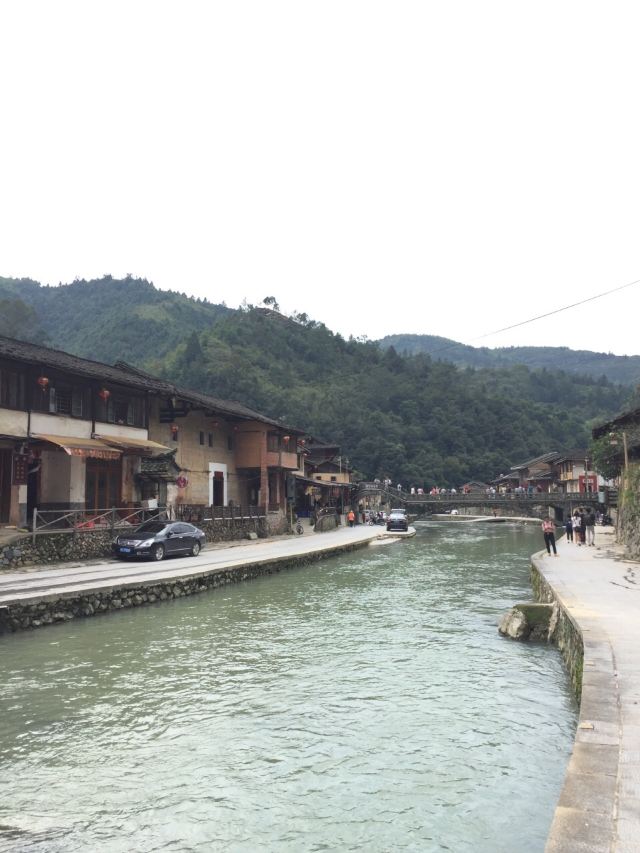 塔下村