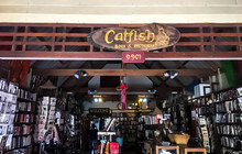 Catfish Bookshop & Restaurant餐厅图片